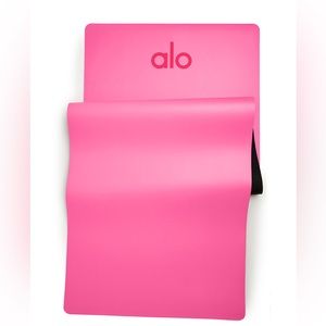 Alo Yoga Warrior Mat Hot Pink